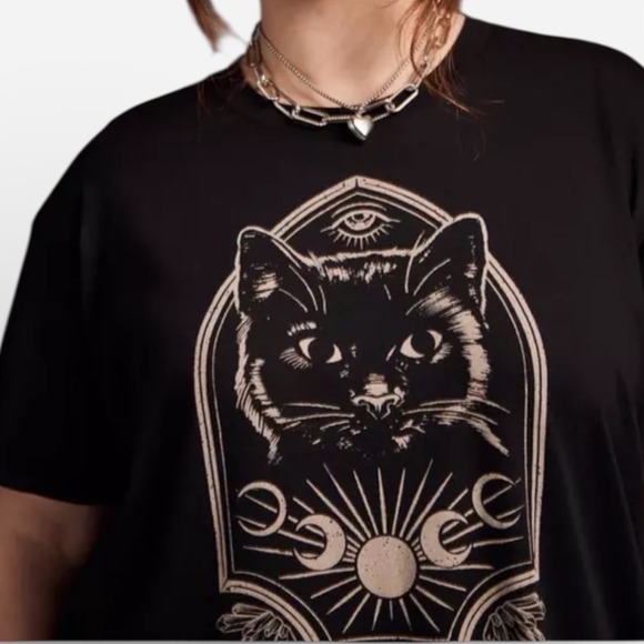 TORRID Nightfall Oversized Mystical Cat Head Graphic Tee NWT Size 2X - Picture 9 of 15